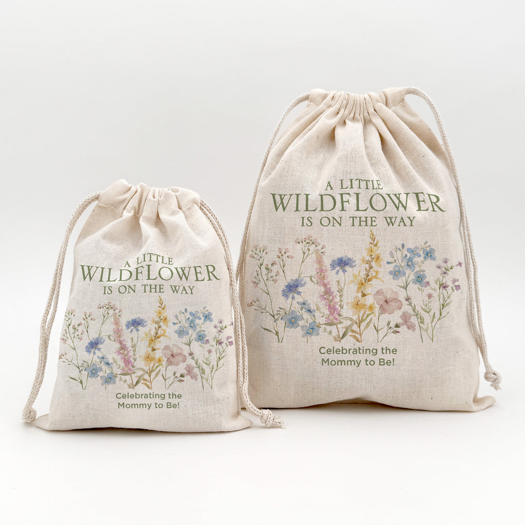 A Little Wildflower is on the Way, Baby Shower Drawstring Bags