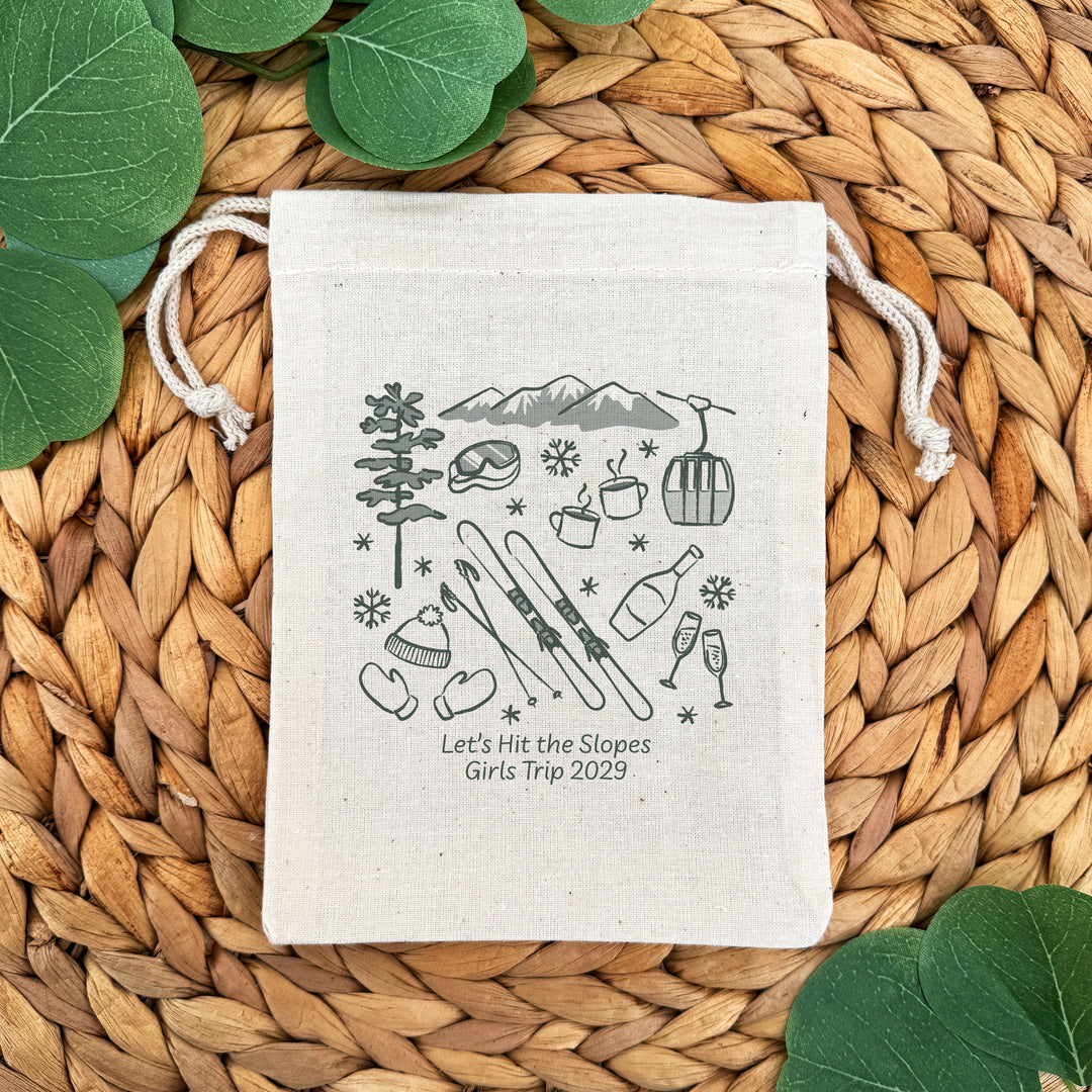 Hand Drawn Ski Pattern Sketch Drawstring Bags