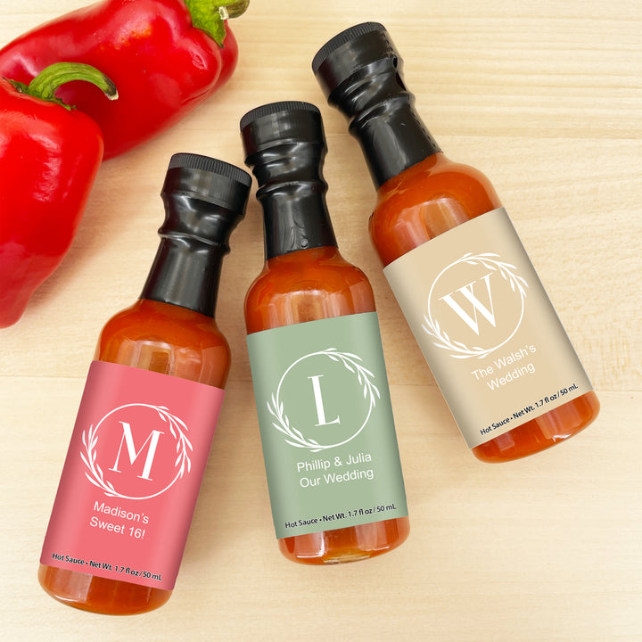 Wedding Favors, Single Initial Mini Hot Sauce Favors, Hot Sauce Gift, Custom Hot Sauce, Bulk Wedding Favors for Guests