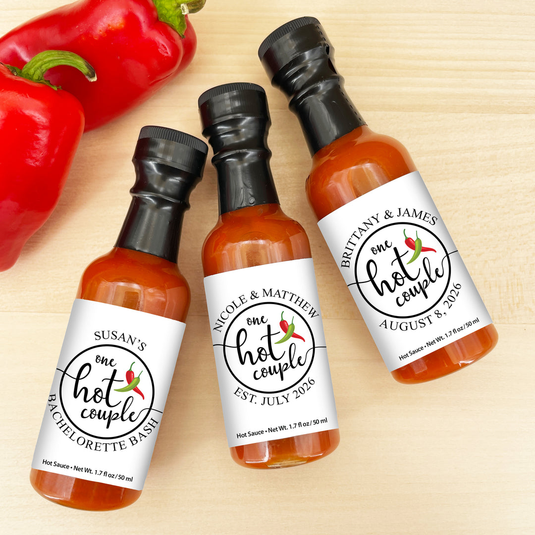 Pepper Heart Hot Sauce Gifts, Mini Hot Sauce Bottles, Hot Sauce Weddin –  Best Day Ever Spot