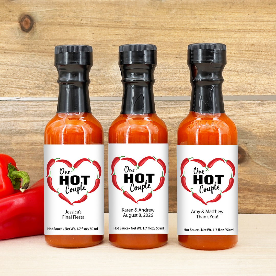 Pepper Heart Hot Sauce Gifts, Mini Hot Sauce Bottles, Hot Sauce Weddin –  Best Day Ever Spot